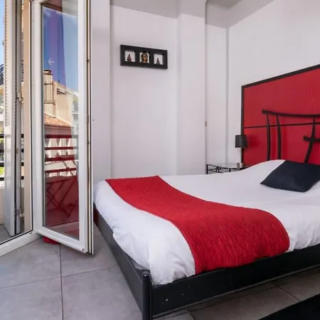 Szálloda Celenya Toulon